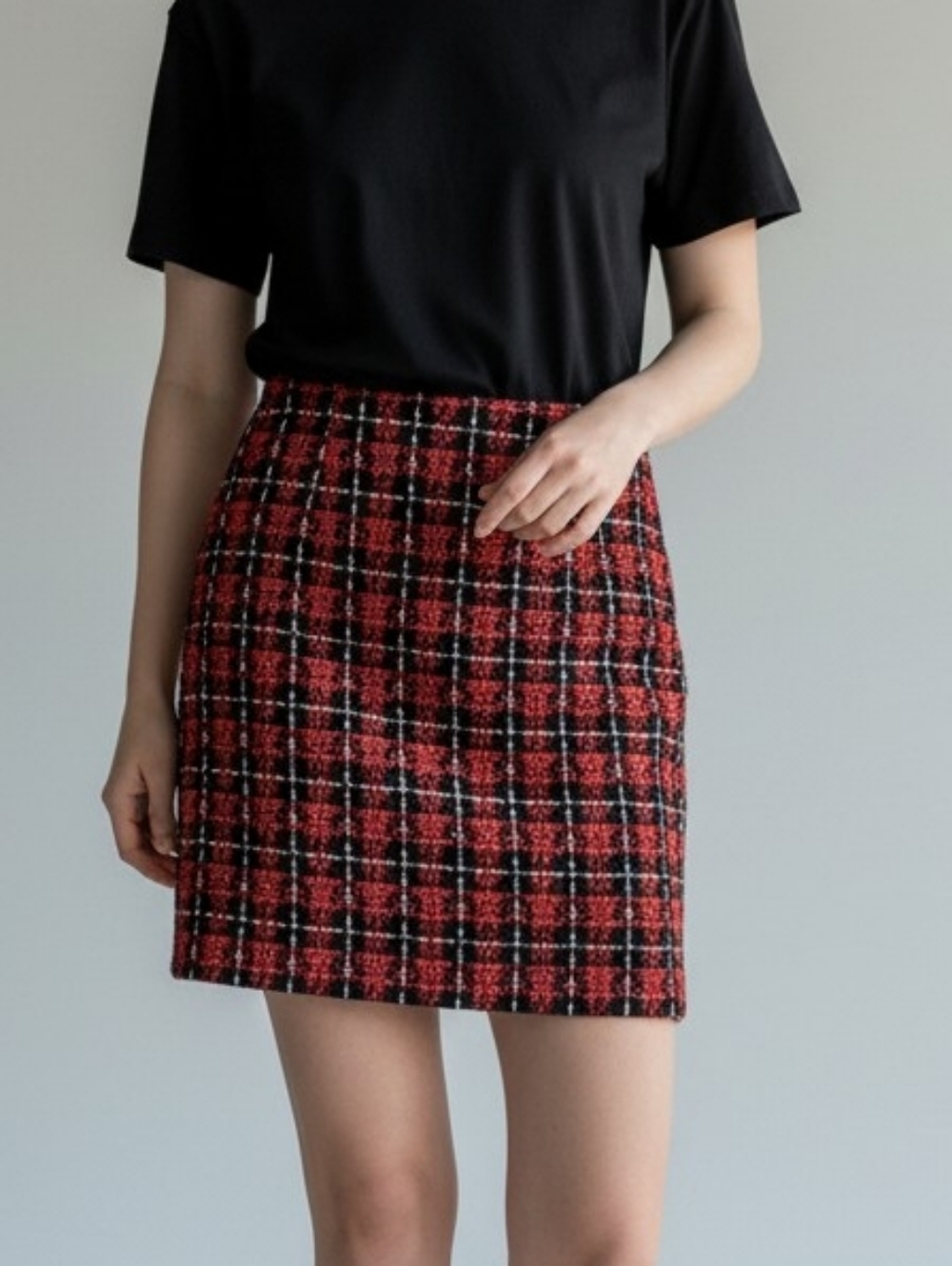Boston Proper Red and Black Checkered Pencil Skirt With Metallic Gold Accents